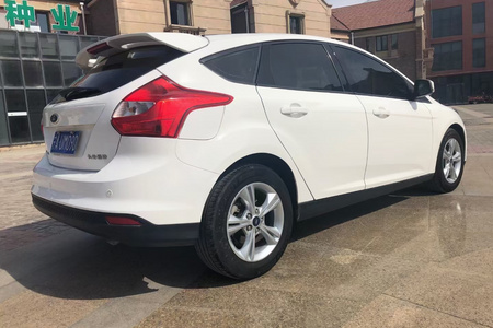 中卫二手福特福克斯 2012款 两厢 1.6L 自动 舒适型